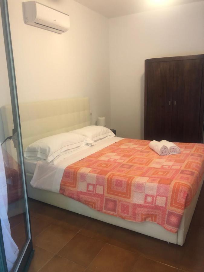 Beach Apartments Patrizia Taormina Esterno foto